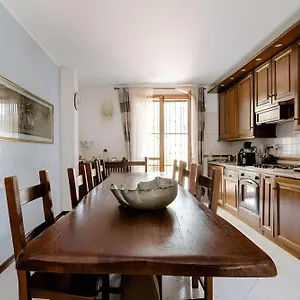 https://stanza-adiacente-milano-fiera.it-lombardy.com